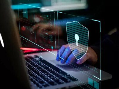 Google попереджає: новий вірус для iPhone загрожує українцям та криптокористувачам