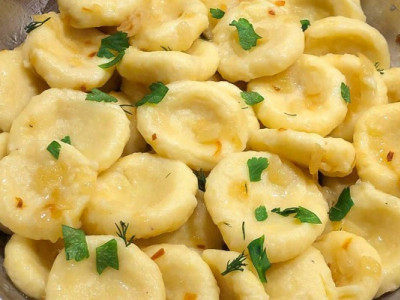 Неймовірні бульб'яні галушки: господиня поділилась старовинним рецептом