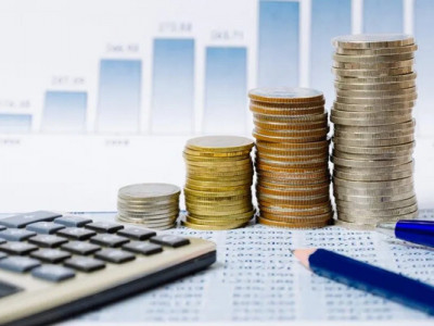 Федеральна казна РФ за два місяці витратила майже вдвічі більше, ніж отримала