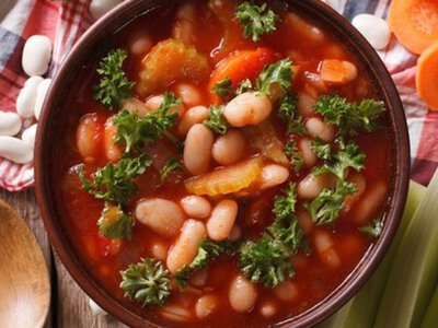 Суп, який підкорює з першої ложки: секрет у простих інгредієнтах