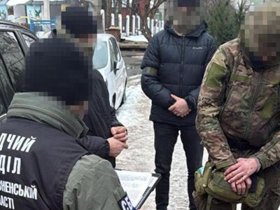 Агента РФ спіймали під час закладання бомби: СБУ запобігла новому теракту у центрі Рівного. Фото