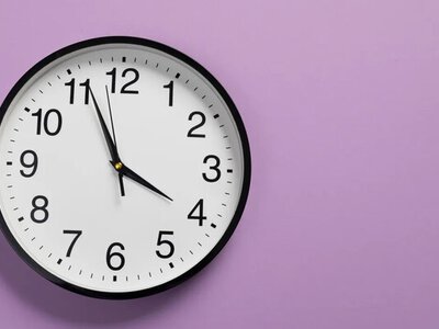 Годинники все одно доведеться крутити