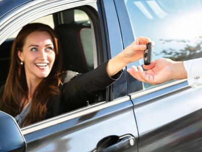 «Дія» зупиняє перереєстрацію авто: коли сервіс відновить роботу