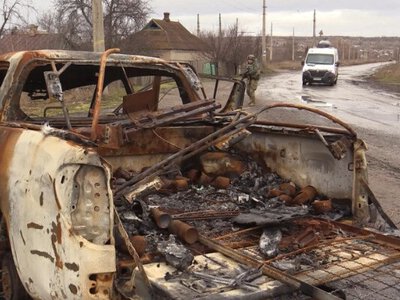 Із Костянтинівки — пішки, із Дружківки — з “Білим янголом”: евакуюємо мешканців Донеччини. ВІДЕО