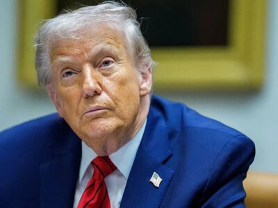 США знищили всі військові цілі Ірану на острівці Харг, — Трамп