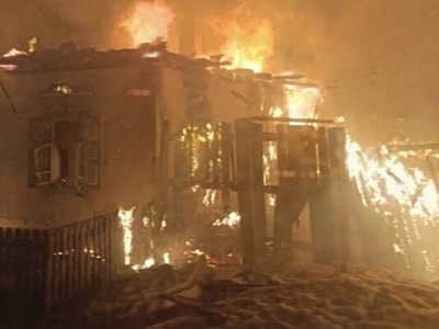 Вночі росіяни атакували Чернігівщину безпілотником: горять будинки