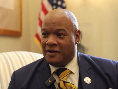  Пастор Бернс прокоментував ситуацію навколо ядерного шантажу Росії 