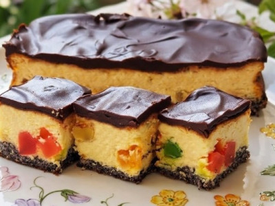 З маком та цукатами: смачний пасхальний львівський сирник