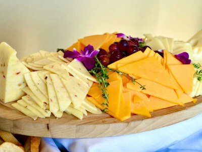 В Україні очікують масштабний імпорт сирів: як це вплине на ціни