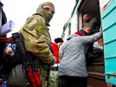 Росія планує переселити на окуповані території понад 100 тисяч своїх громадян