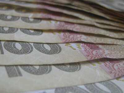  Знецінення і відмова від депозитів: гривні пророкують важкий час 