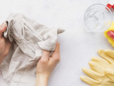 Як швидко випрати кухонні рушники: простий спосіб із пакетом