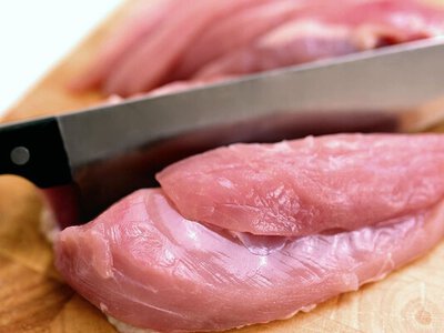 Саудівська Аравія закрила ринок для птиці: чи потрапила під заборону Україна