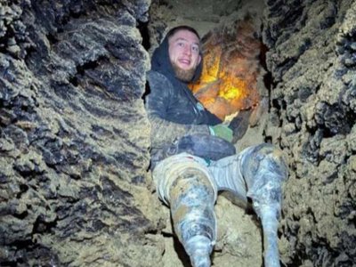 Ветеран на протезах дослідив найдовшу печеру світу та вперше став батьком