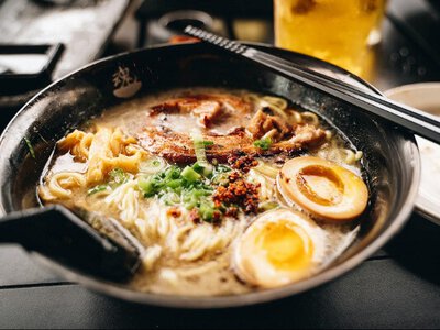 Де їсти рамен в Києві: топ локацій міста з найсмачнішими раменами