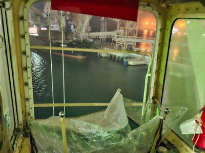 Росіяни атакували дронами Одещину та пошкодили два судна із зерном