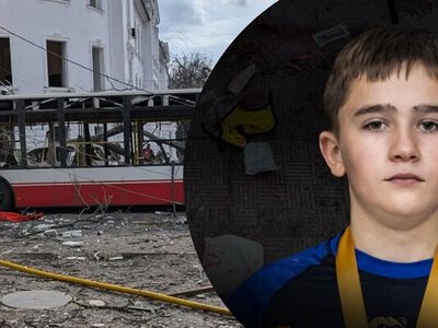 Підліток, який рік тому витягнув маму з автобуса смерті, опинився у лікарні через обстріл