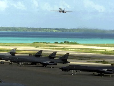 Іран атакував ракетами військову базу США і Британії в Індійському океані