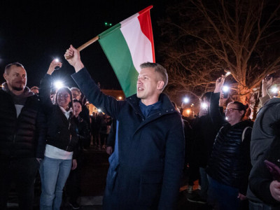 Конкурент Орбана на виборах Петер Мадяр дав тест на наркотики. І заявив про напад (ФОТО)