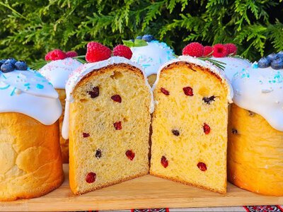 Від Дарії Цвек до Ольги Франко: рецепти паски, перевірені поколіннями