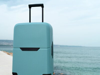 Що взяти з собою у критичний момент: збираємо аварійну валізу