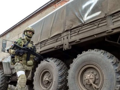 Російські військові масово перекидають паливозаправники на базу в Луганську - партизани