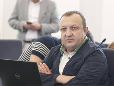 Депутат Дідух задекларував понад 100 тисяч доларів готівки та купив Tesla