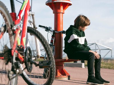 Батьки платитимуть до 5100 грн: в Україні повертають жорсткі штрафи за пропуски уроків