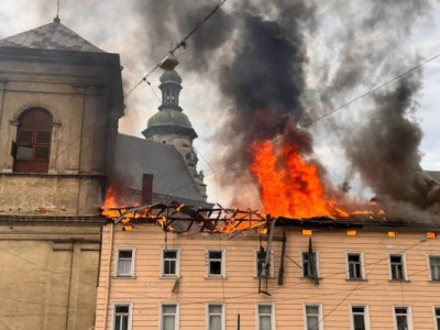 Обстріл центру Львова: що відомо про храм, біля якого влучив дрон