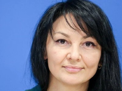 Викидала хабар за паркан: гучні подробиці справи нардепки Людмили Марченко