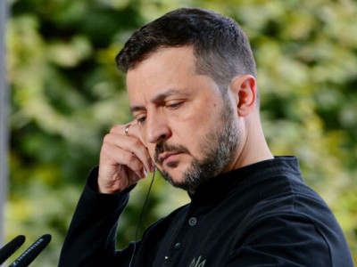 На тлі наймасованішої атаки: Зеленський доручив посилити ППО в західних регіонах