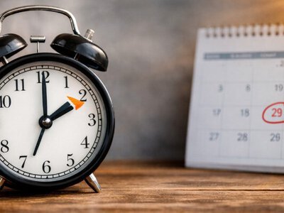 Переведення годинників у 2026: коли змінювати час і чому це досі не скасували