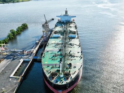 Канада додала до санкційного списку ще 100 танкерів “тіньового флоту” Росії