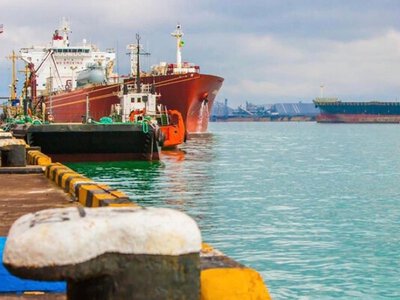 Суд залишив майно під арештом у справі про розтрату у порту Південний