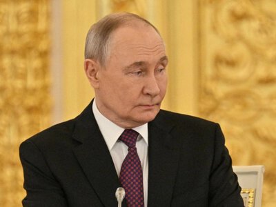 У кремлі паніка: путін просить олігархів дати гроші на війну