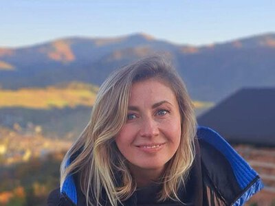 Артистка маріупольського драмтеатру отримала звання Заслуженої артистки