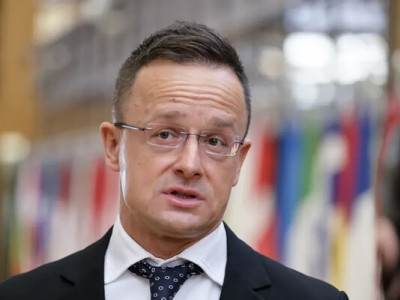 Сійярто відреагував на злив розмов з лавровим