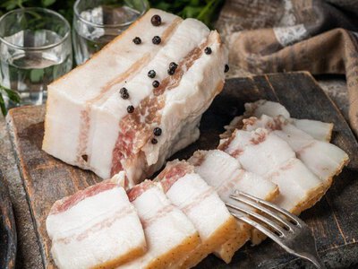 Три міфи про сало, у які досі вірять українці: вся правда про цей делікатес