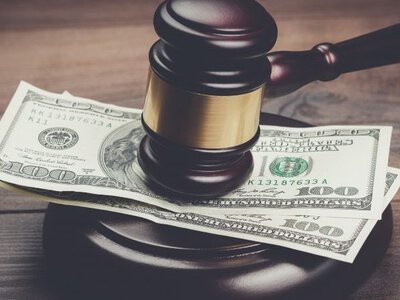 Суддю зі Львова судитимуть за зловживання впливом та недостовірне декларування