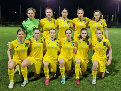 Тренерка шокувала всіх — 22 гравчині, яких не чекали в збірній WU 17!