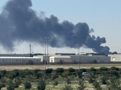 Іран знову вдарив дронами по країнах Перської затоки – в аеропорту Кувейту масштабна пожежа