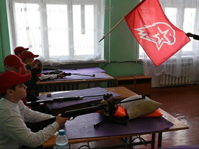 Замість уроків – стрільба та плетіння сіток: що відбувається в школах на ТОТ Херсонщини