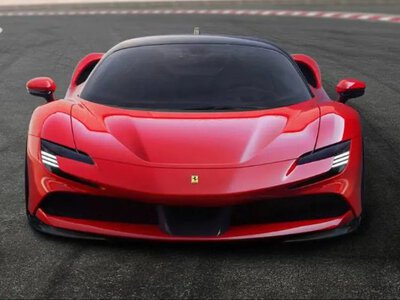 Забуті на 30 років: у покинутому гаражі знайшли два рідкісних Ferrari в ідеальному стані. ФОТО