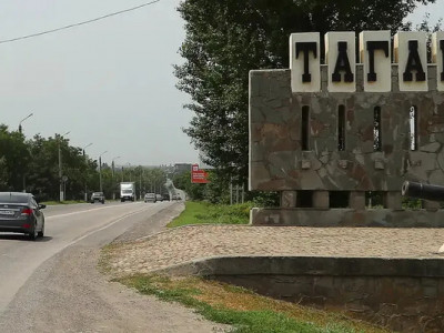 Атака на Таганрог зруйнувала склади і вразила корабель