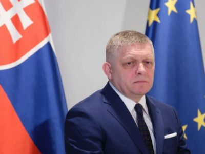 Фіцо вимагає від ЄС зняття санкцій з рф і нової ініціативи щодо завершення війни