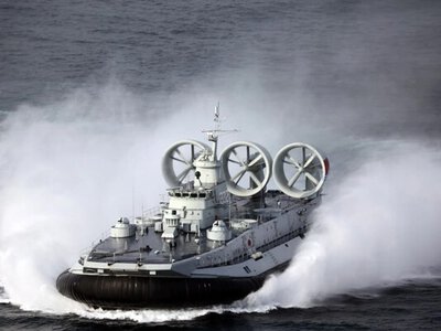 Український контракт допоміг Китаю наростити флот десантних кораблів Зубр