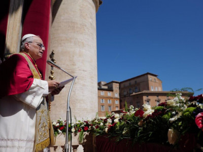 Папа Лев XIV закликав світових лідерів скласти зброю