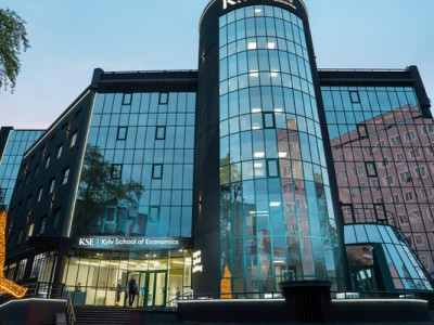 Навчителював 1,8 млн за рік: в уряді знайшовся ще один міністр-викладач окрім Свириденко