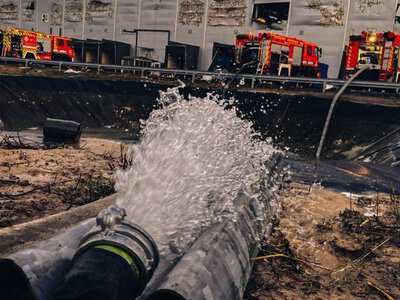 Відкритися після четвертого прильоту: Як київські кав'ярні та заводи виживають там, де інші здаються