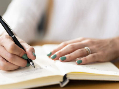 Когнітивно-поведінкова терапія: як працює і кому підходить